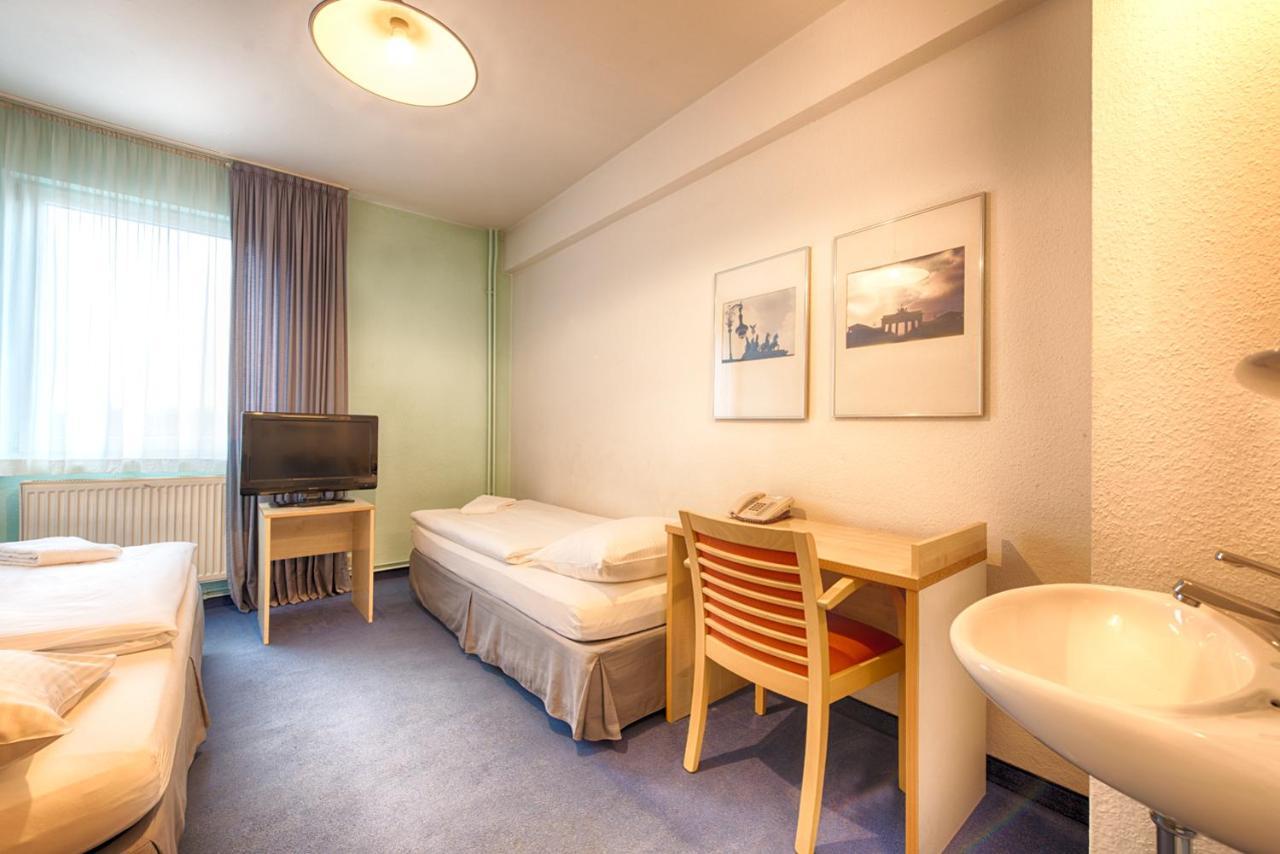Enjoy Hostel Berlin City West Екстериор снимка
